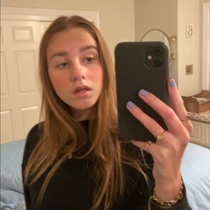 Meet your Posher, Becca